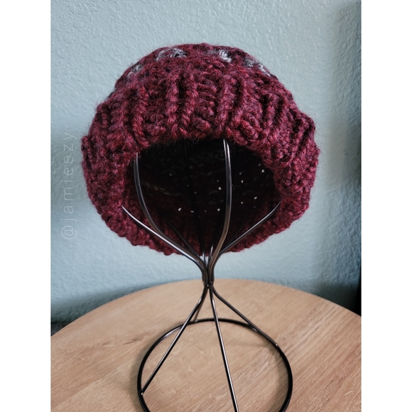 Two-Tone Waffle-Base Knit Beanie - Charcoal/Burgundy (Handmade) - Picture 4 of 12
